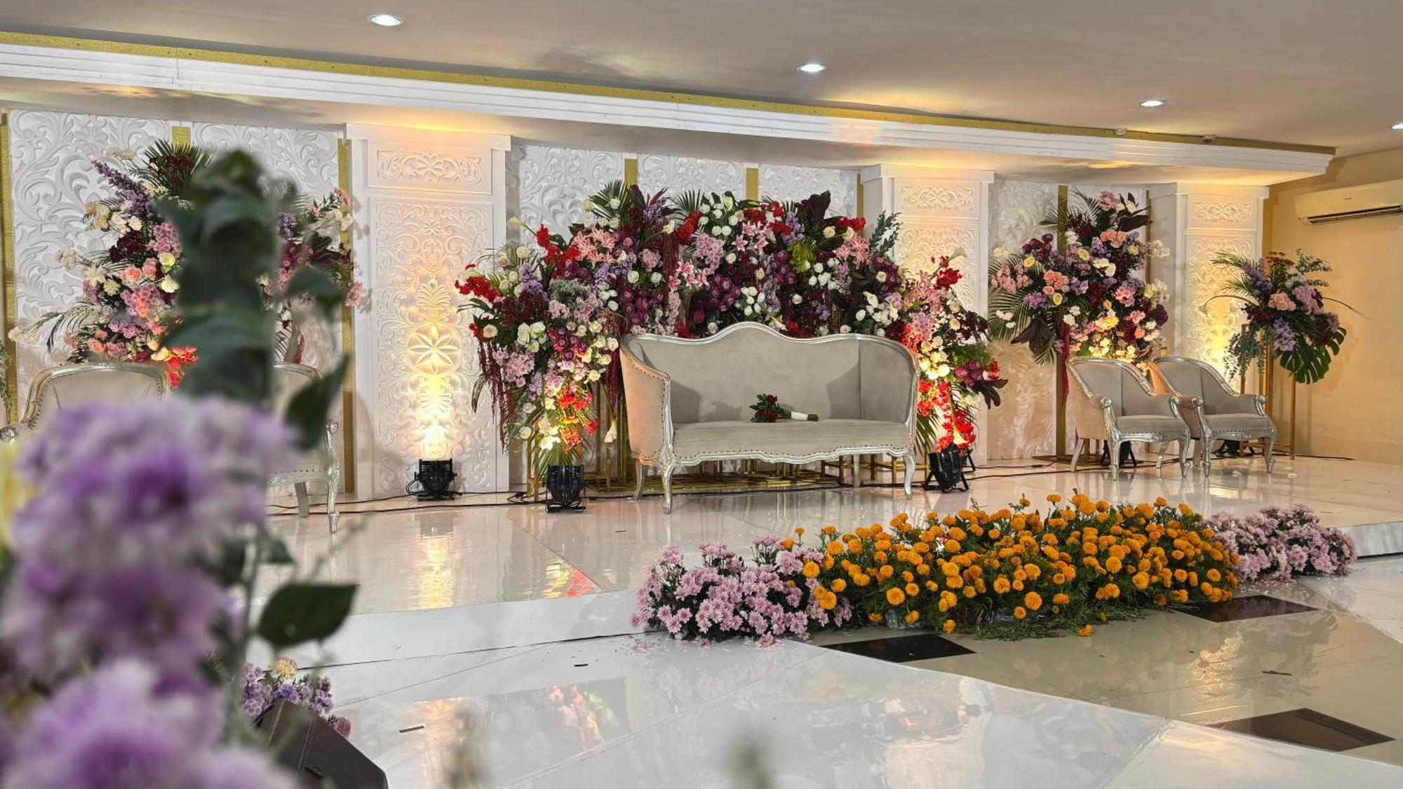 Utc Hotel Semarang Exterior foto